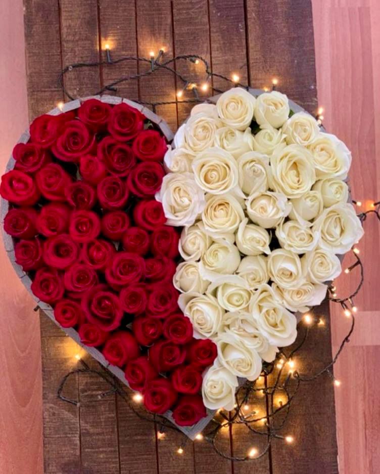 Caja corazón rosa blanca y roja