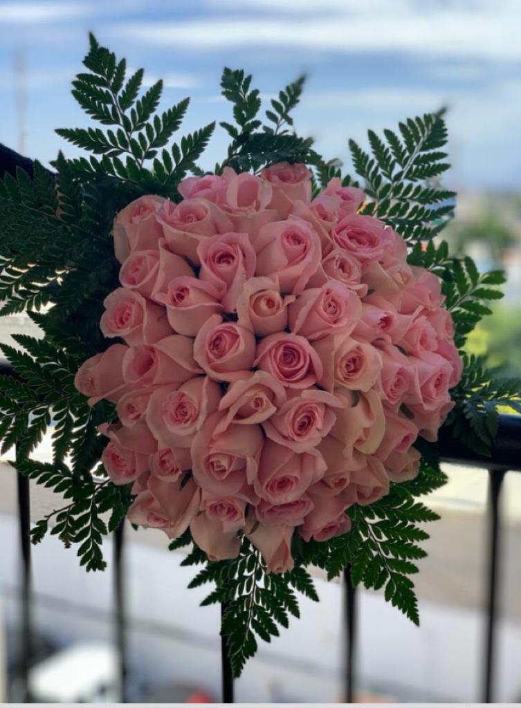 Arreglo rosas rosadas