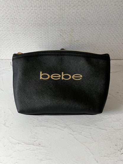 Cosmetiquera Bebe Negra Logo Dorado